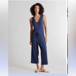Like new! Quince navy jumpsuit, size small